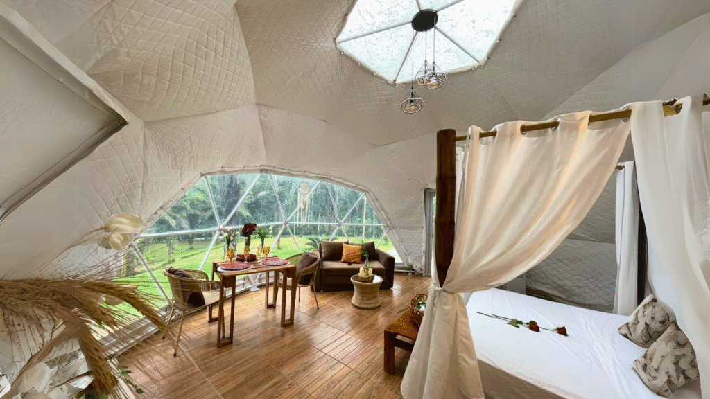 GLAMÍNG CERCA DE QUITO